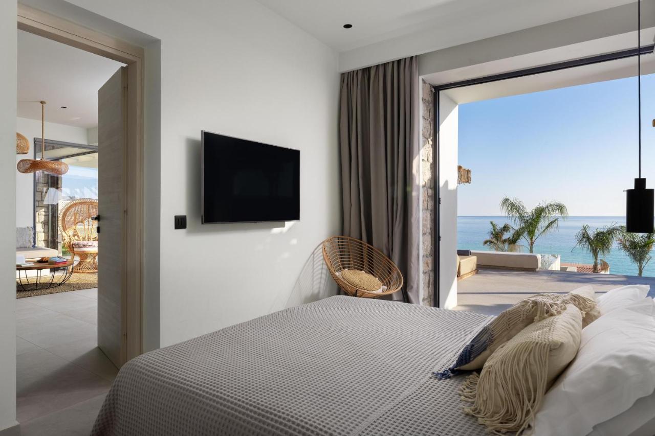 Lido Blue Villa Πεύκος Εξωτερικό φωτογραφία